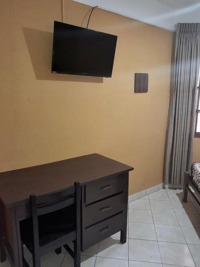 Urbano Hotel ตาริฮา ภายนอก รูปภาพ