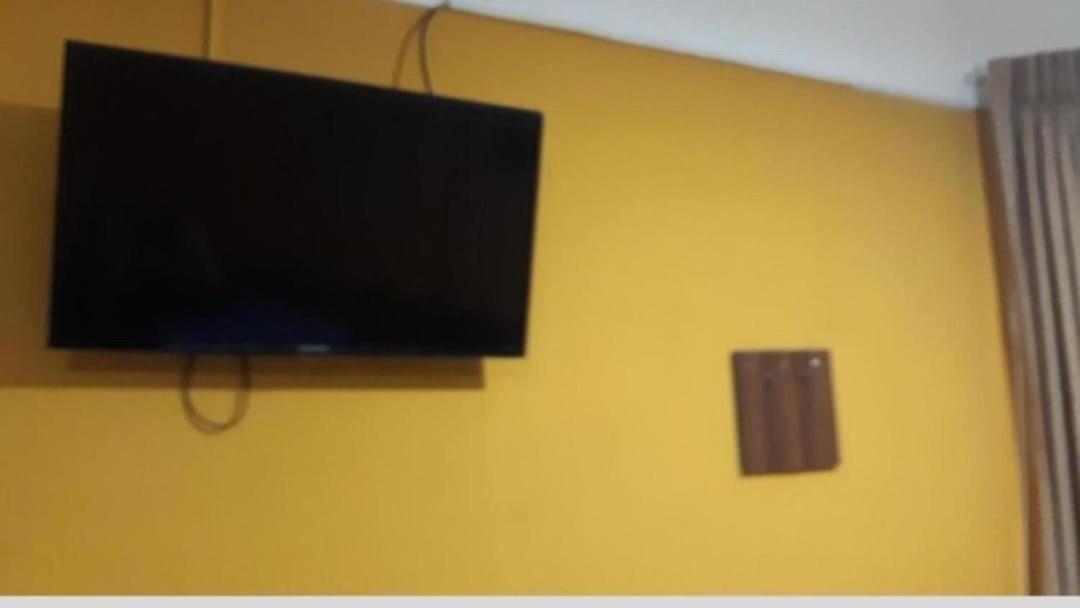 Urbano Hotel ตาริฮา ภายนอก รูปภาพ
