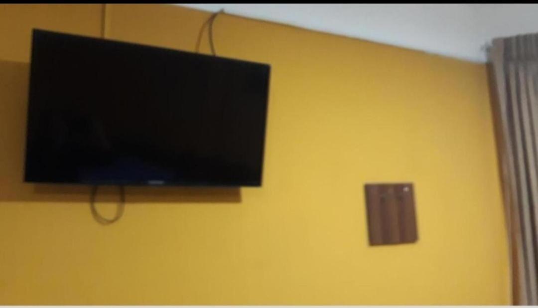 Urbano Hotel ตาริฮา ภายนอก รูปภาพ