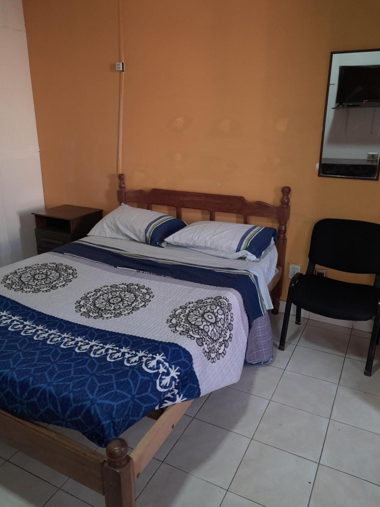 Urbano Hotel ตาริฮา ภายนอก รูปภาพ